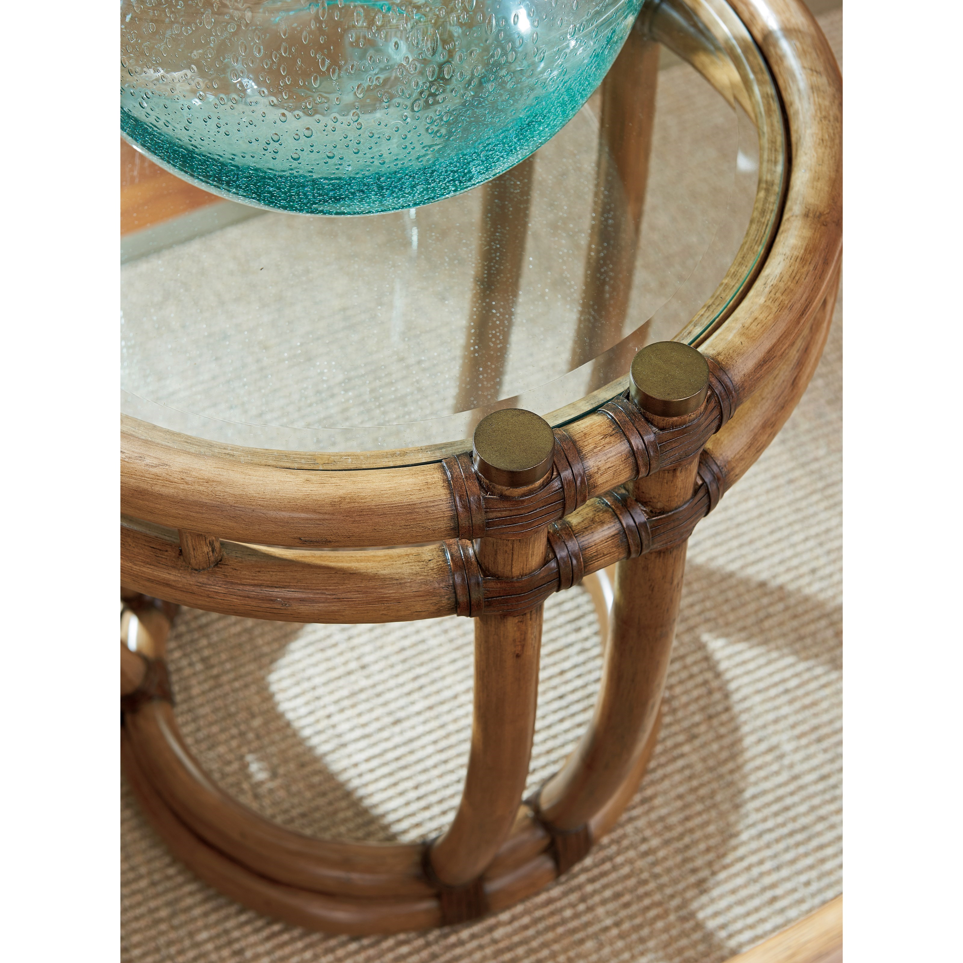 Tommy Bahama Home Twin Palms 558953 Turtle Beach Round End Table with